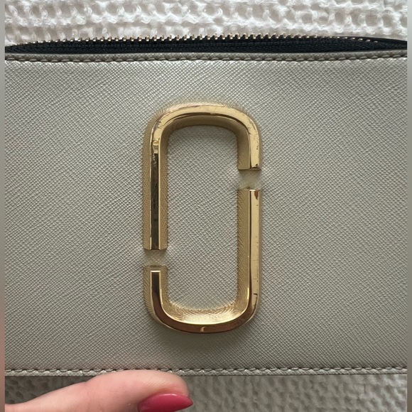 Marc Jacobs Logo Strap Snapshot Purse - Picture 2 of 5